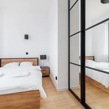 Rentplanet - Domaniewska Apartment Warsaw