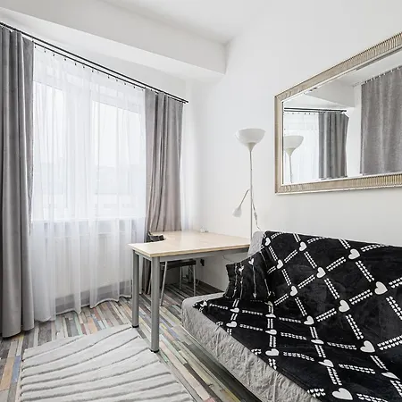 Rentplanet - Domaniewska Апартаменты *