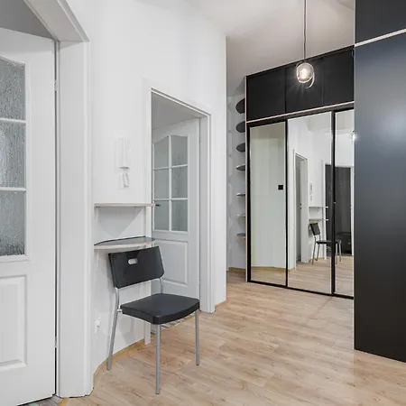 Rentplanet - Domaniewska Apartment Warsaw