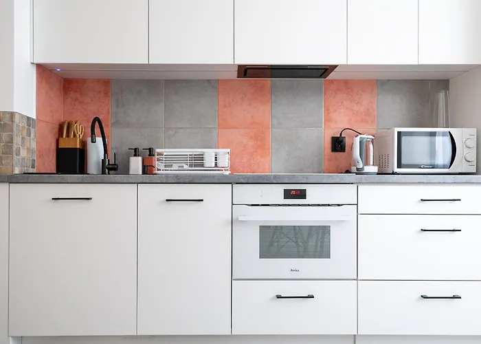 Rentplanet - Domaniewska * Varşova