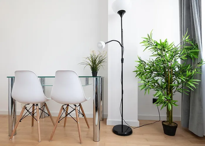 Rentplanet - Domaniewska Daire Varşova